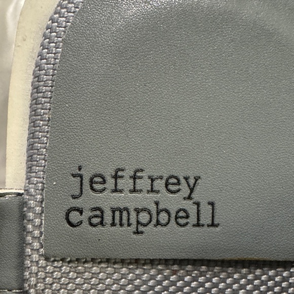 Jeffrey Campbell Gray Sandals size 8 New without tags - Picture 6 of 6